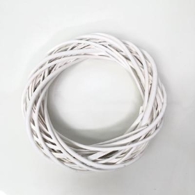 White Wicker Ring 25cm