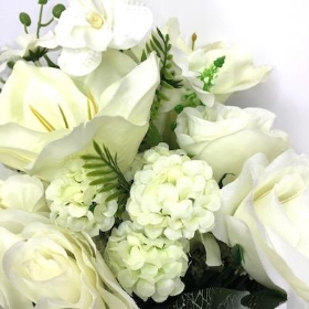 Ivory Rose And Amaryllis Bush 46cm